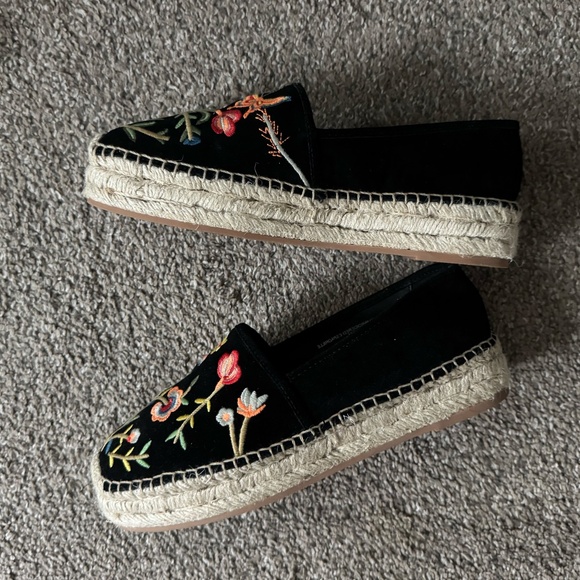 black suede Johnny Was embroidered espadrille slip-ons - Picture 5 of 6